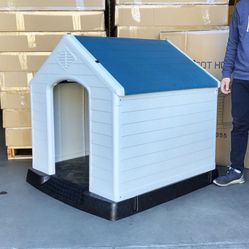 $150 (New in box) Plastic dog house x-large size pet indoor outdoor all weather shelter cage kennel 42x42x45” 