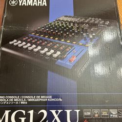 Yamaha MG12XU - 12 Channels 