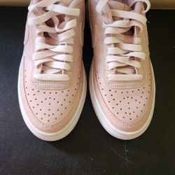 Pink And Cream Nike 