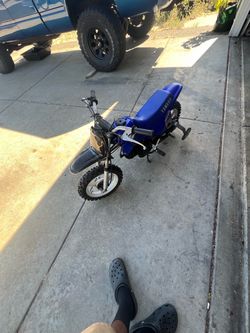 Kids Yamaha dirt bike