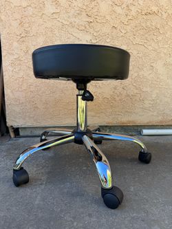 Amazon Basics Drafting Spa Bar Stool with Wheels, Height Adjustable Swivel Seat,