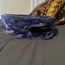 Lever Lifting Belt