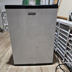 Almost New Mini Fridge 