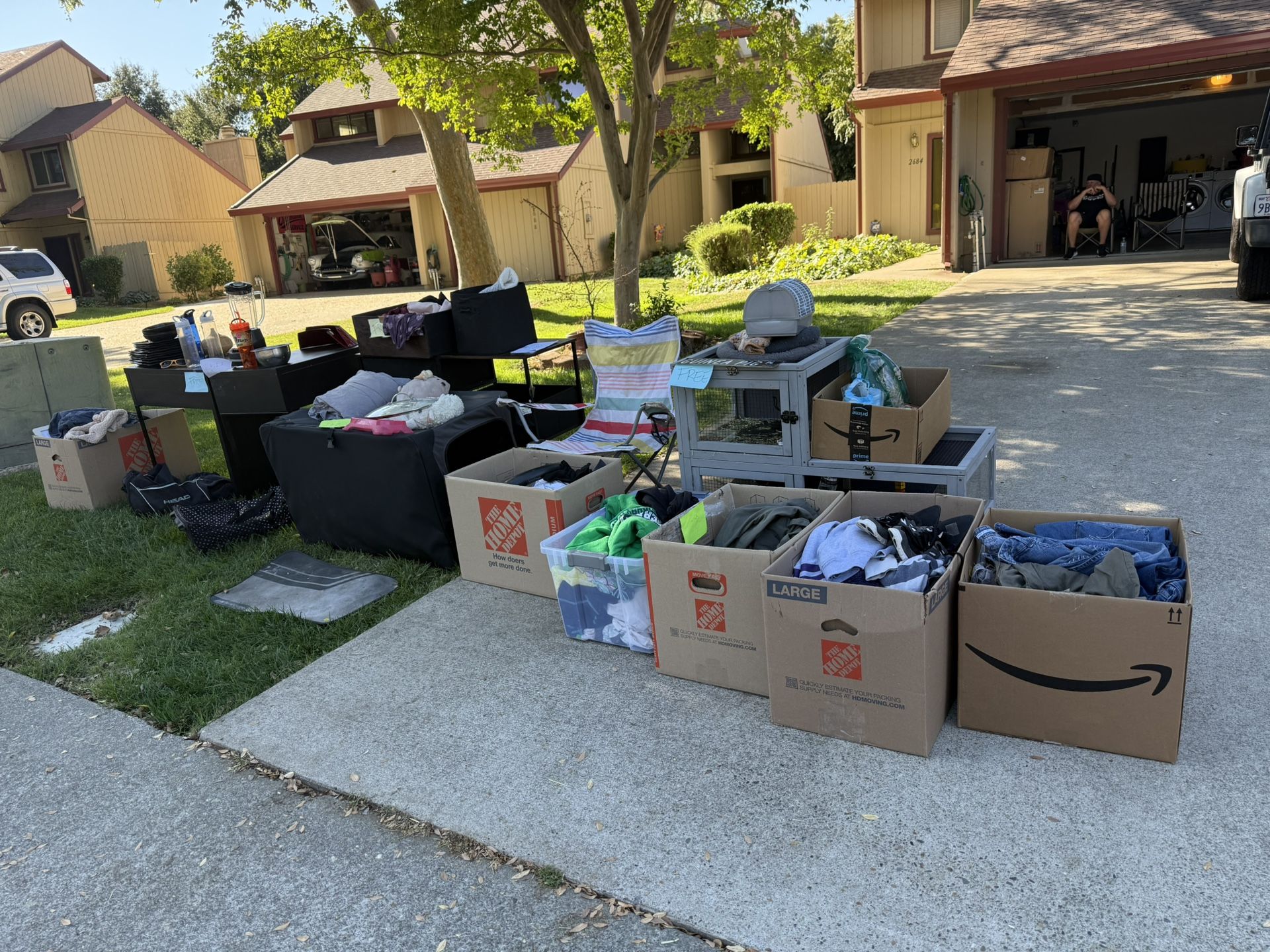Leftover From Yard sale. EVERYTHING IS FREE. TODAY ONLY.