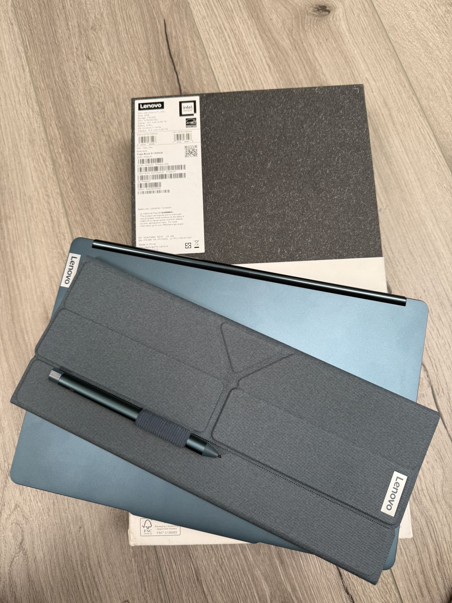 Lenovo Yoga Book 9i OLED Dual Screen