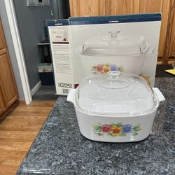 Large Corning Ware SUMMER BLUSH Casserole Dish 5 quart capacity with Lid  A-5-B.  Brand new only removed from box to take this picture.  In Box 