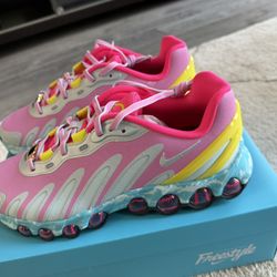 Nike Air Max Dn8 Doernbecher size 8.5 M new