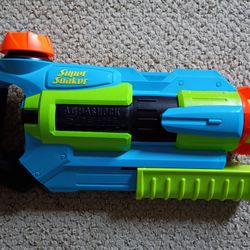 Super Soaker Water Fun!! $50 for All (4) Identical soakers
