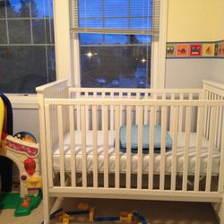 Baby Crib 