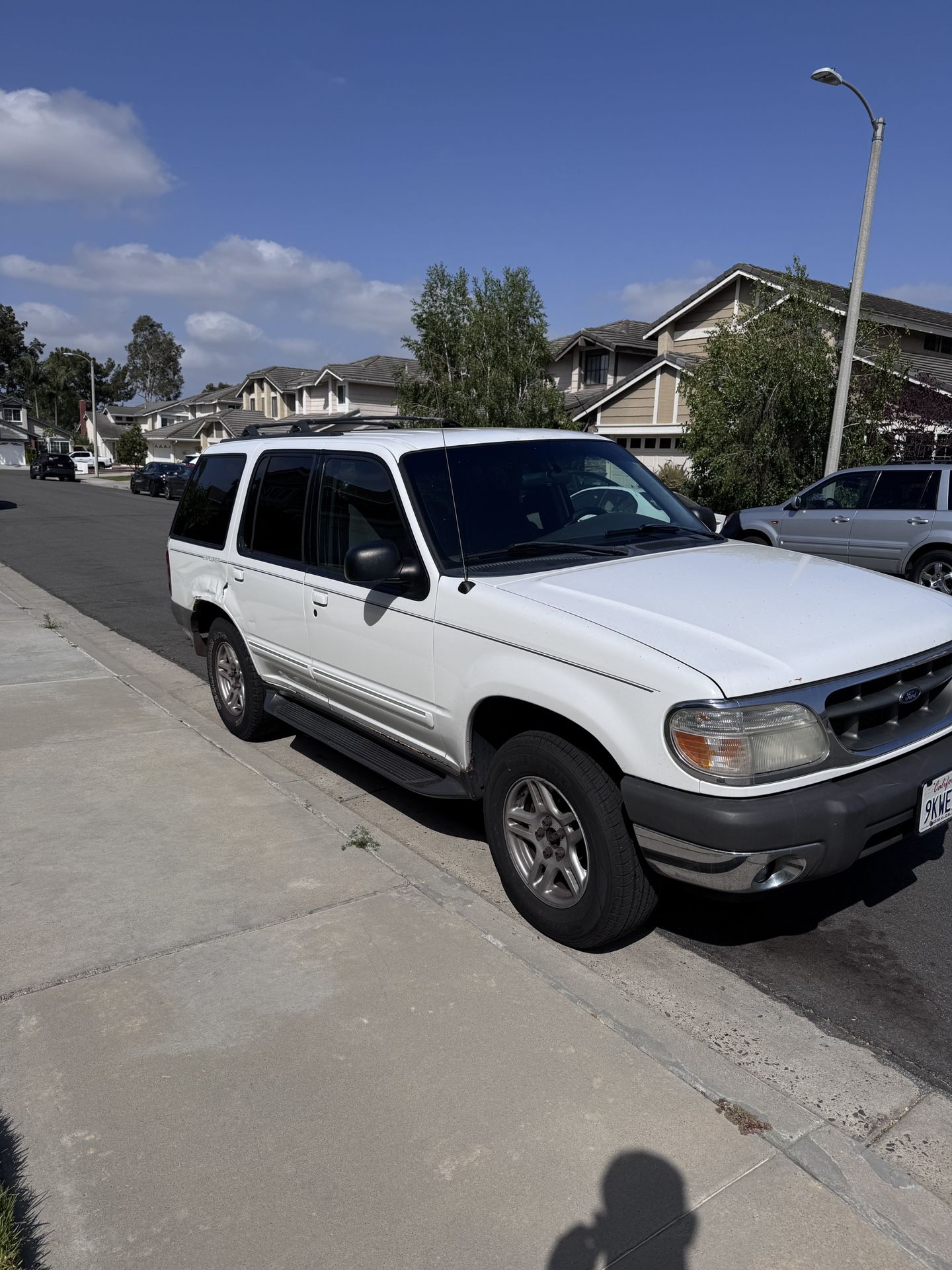 2000 Ford Explorer