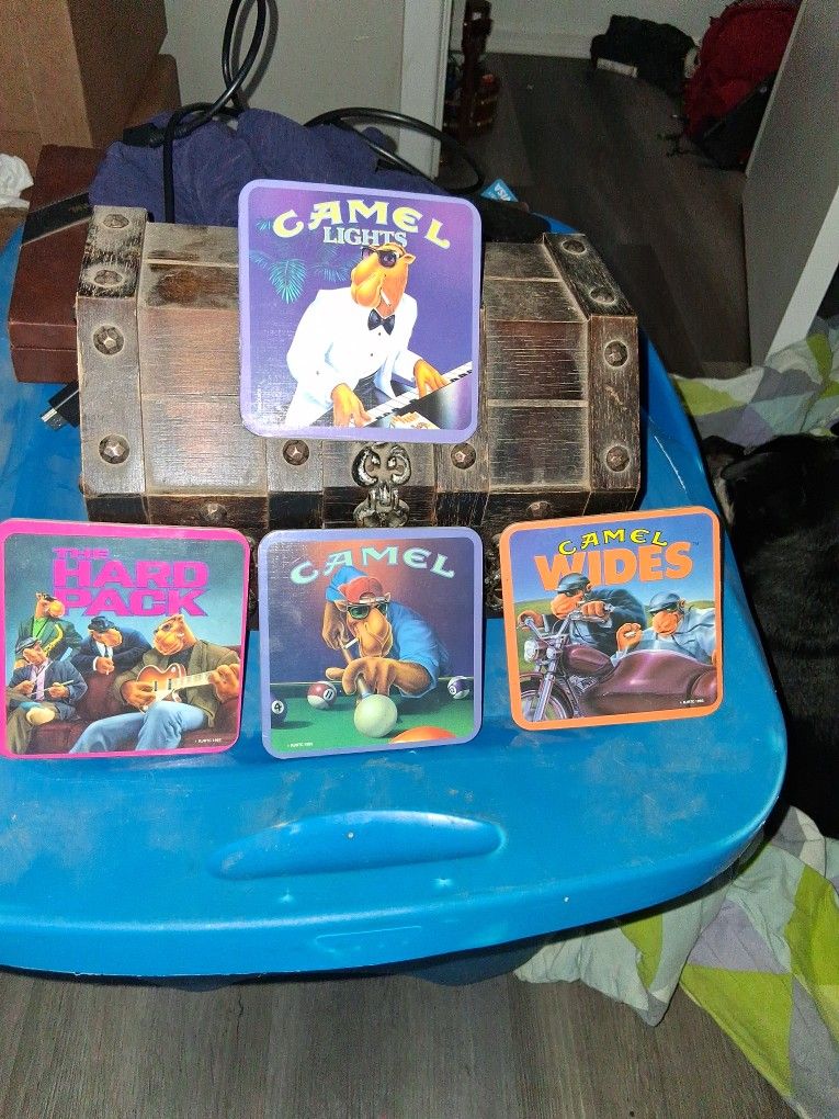 4 Classic Camel Coasters