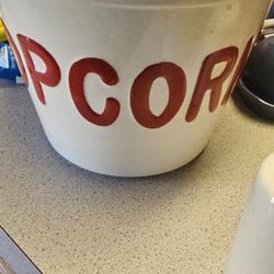 Ceramic Popcorn Bucket And Bowls