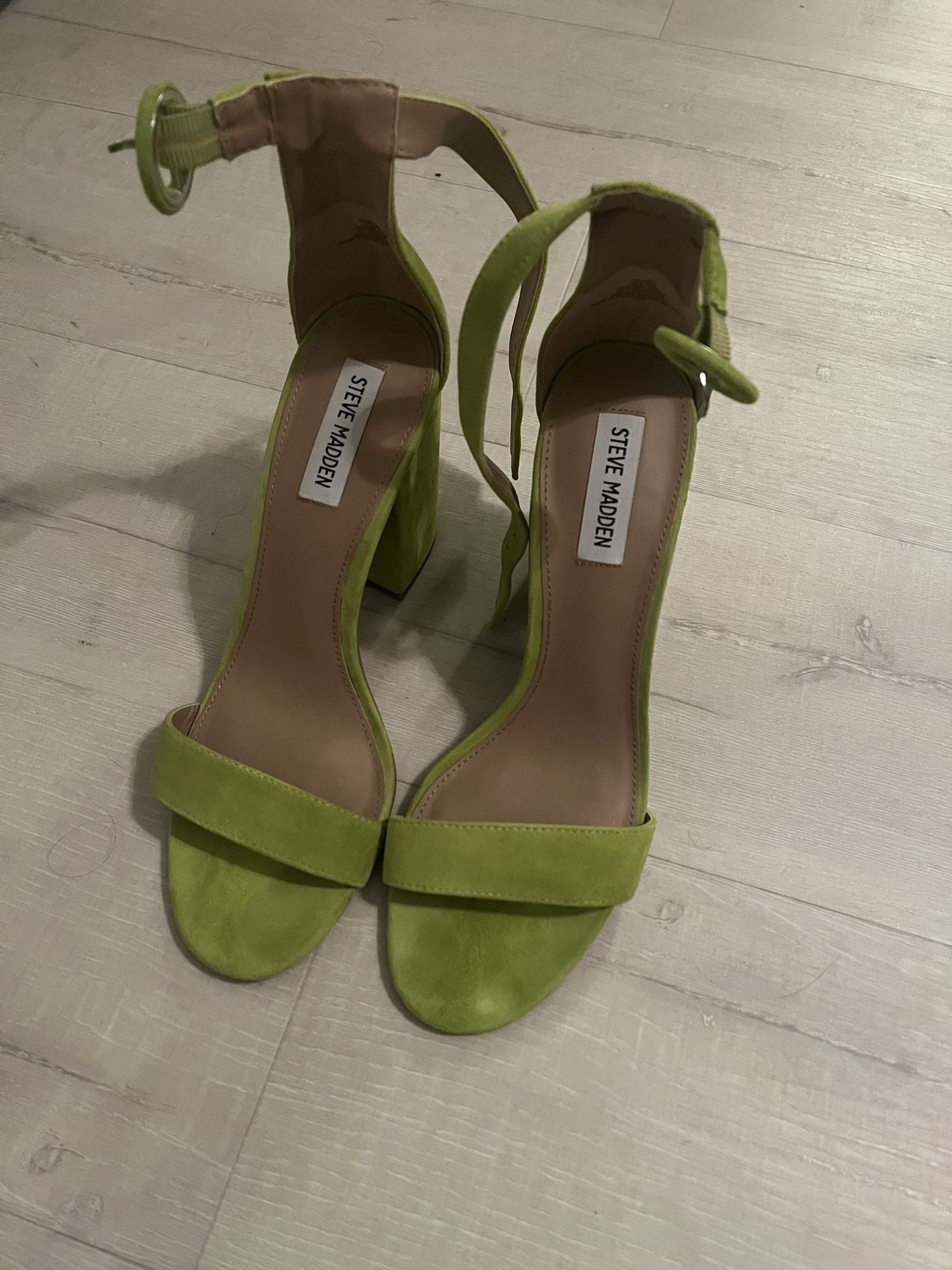 Steve Madden Green Suede Heel Sandle