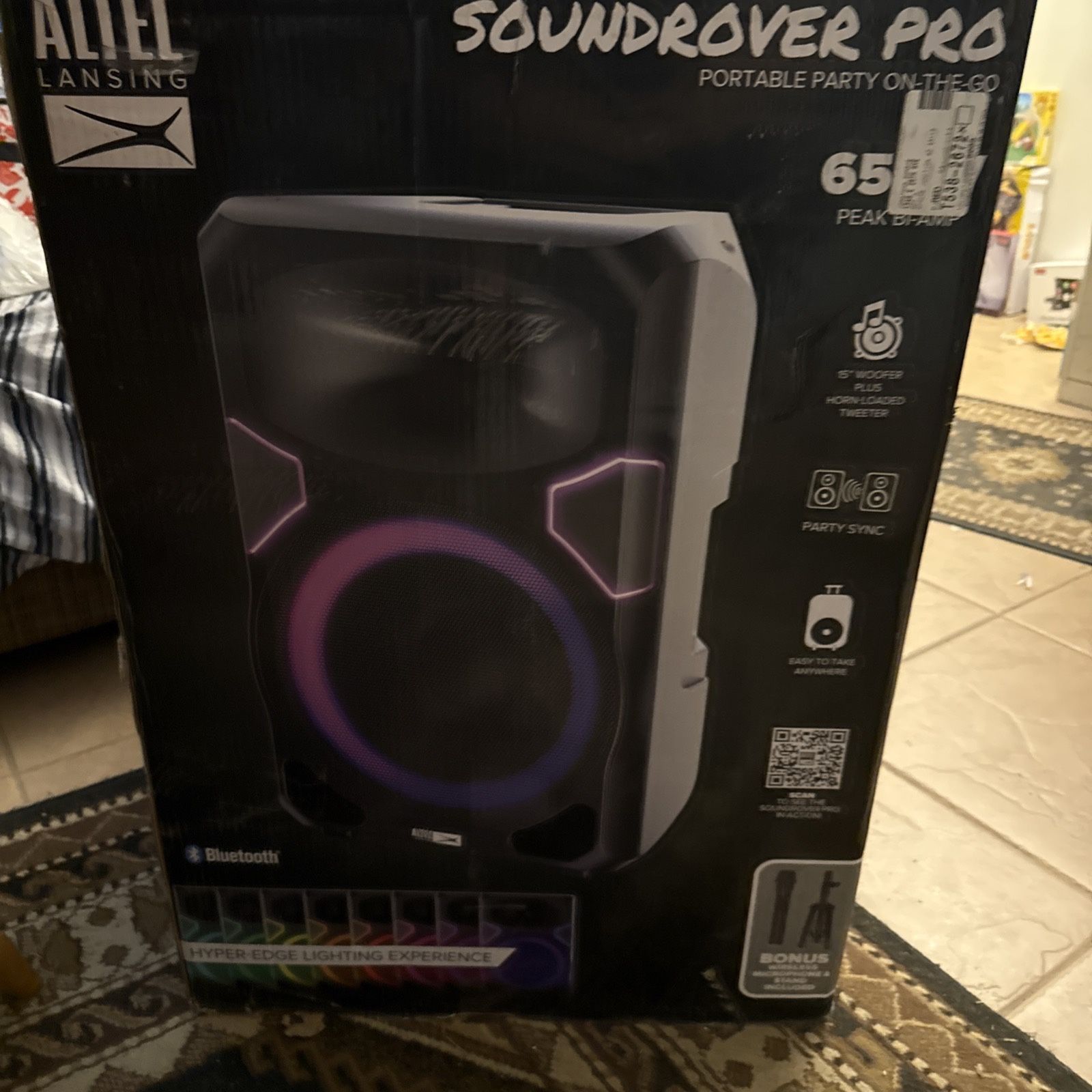 Altec Lansing Portable Speaker SoundRover Pro 650 with Wireless Mic, 650W