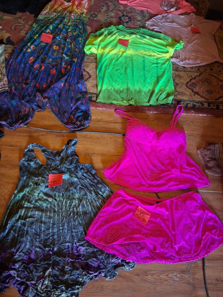 Women's Clothes Bundle Size Xlg .New York Company. Cato ECT