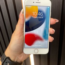 iPhone 7 32 GB Unlocked 