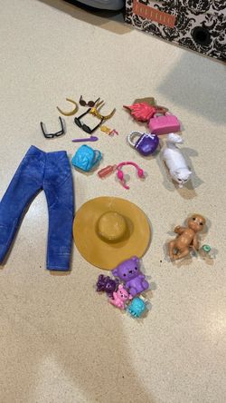 Doll accessories