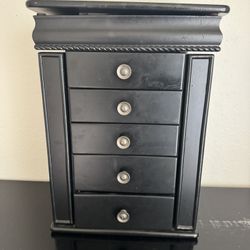Jewelry Box