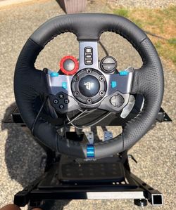 Logitech G29 racing simulator steering wheel with adjustable stand Like new