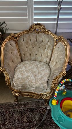 Stunning Italian style white / beige with gold trim couch set 3 piece couch sofa loveseat see photos