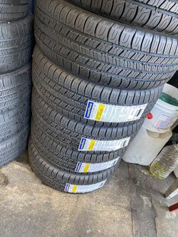 SET GOODYEAR ASSURANCE ALL SEASON 205/55/16 BRAND NEW