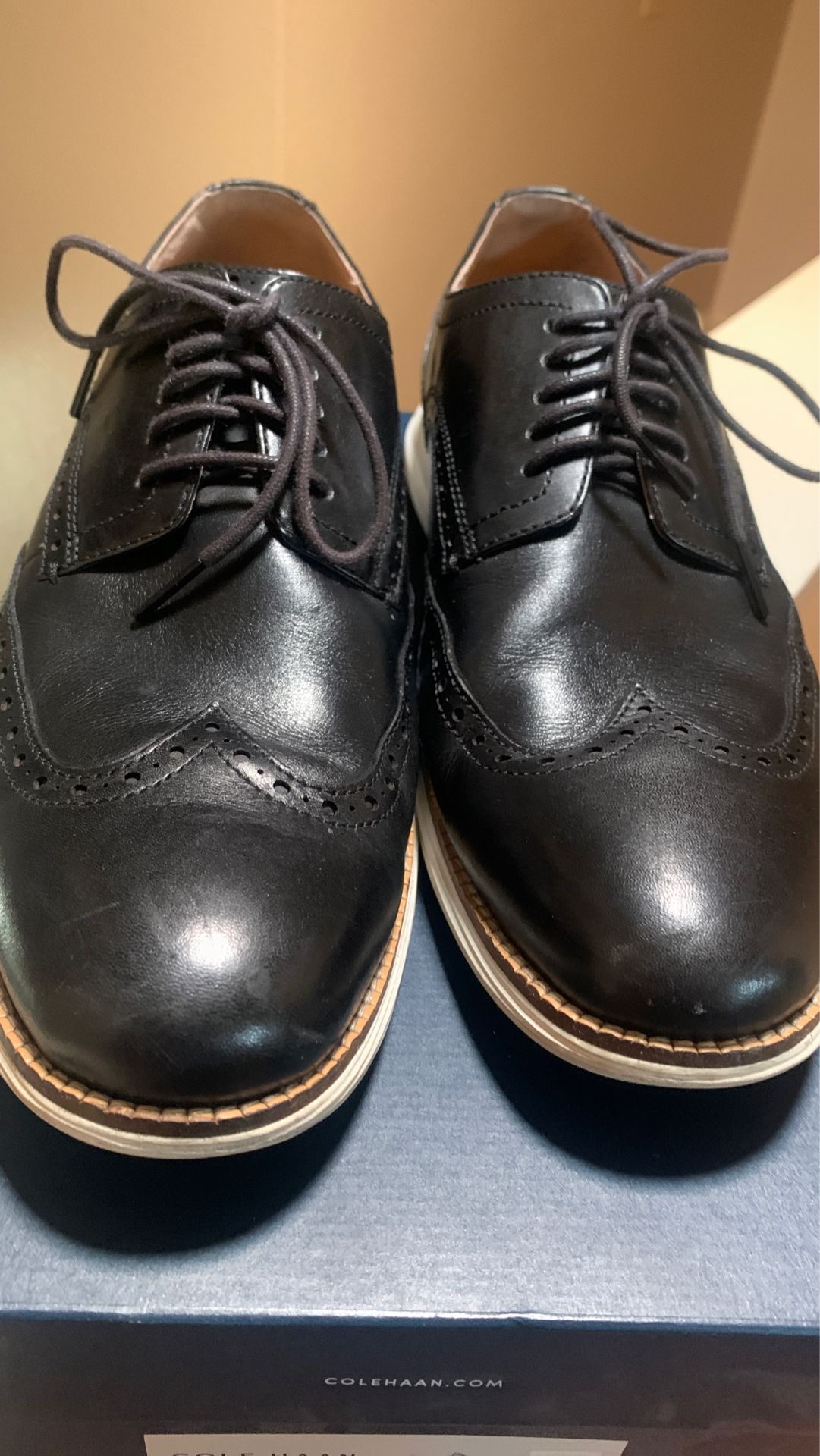 Mens black cole haan size 10.5 ( $30! )