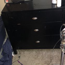 Dresser &night Stand 