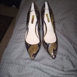 Ladies Heels Louise Et Cie Size 9 Brand New