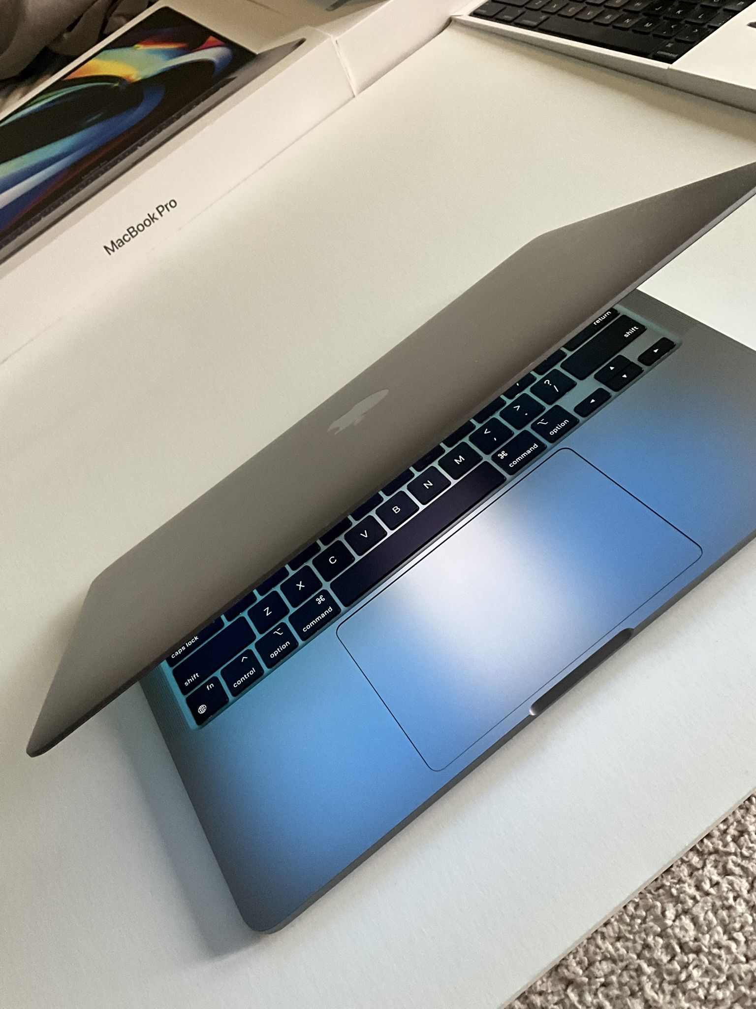 MacBook Pro 13’ 2022 M2 8GB 256GB (2022)