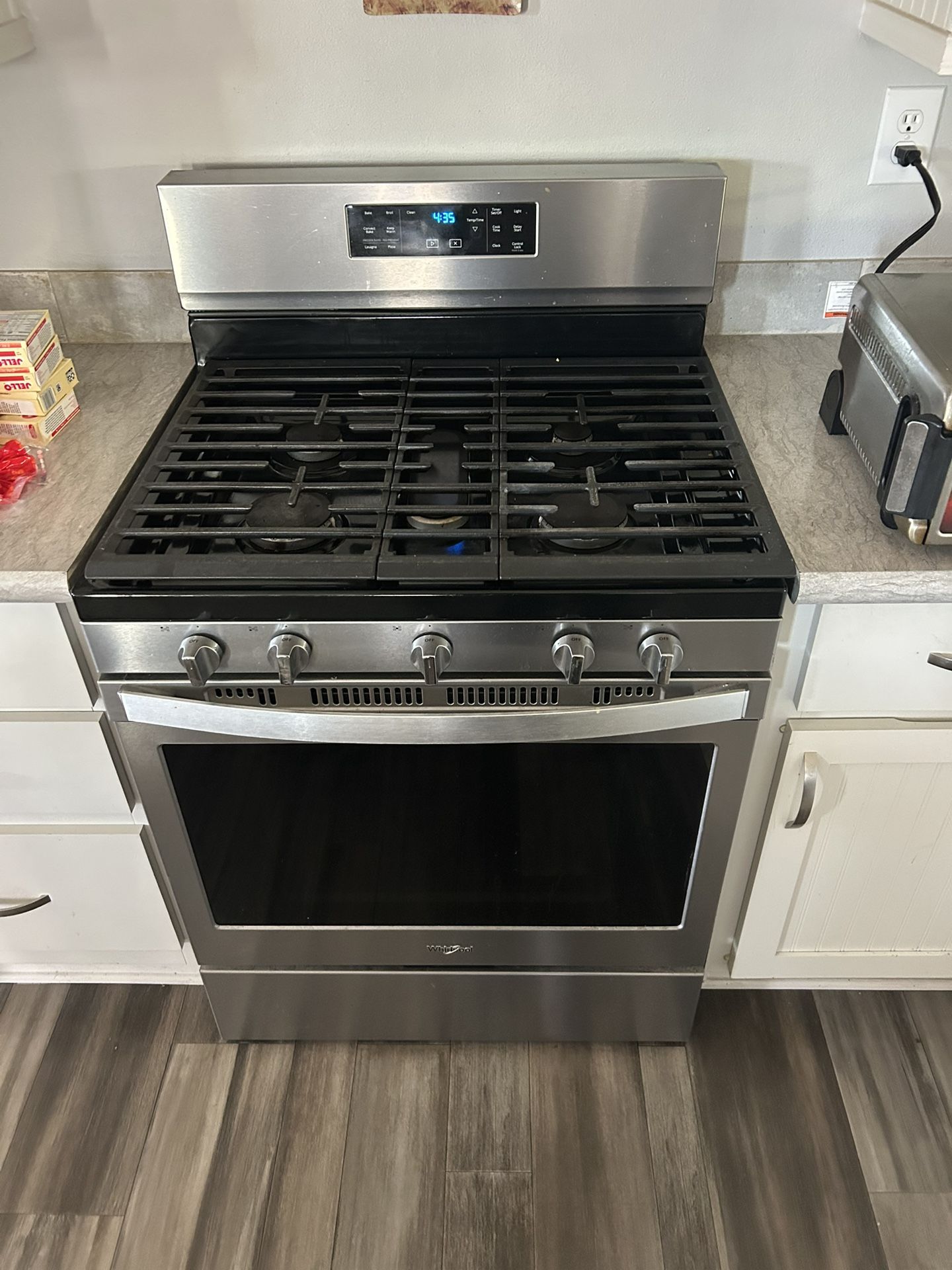 Whirlpool Gas range