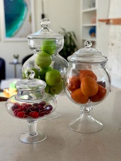 Vases and Decorative Fruit Set
