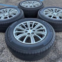18” GMC Acadia Cadillac XT5 Chevy Traverse Canyon Chevrolet Colorado Wheels  Michelin Tires OEM  