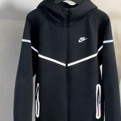 Nike Tech (Reflective) 