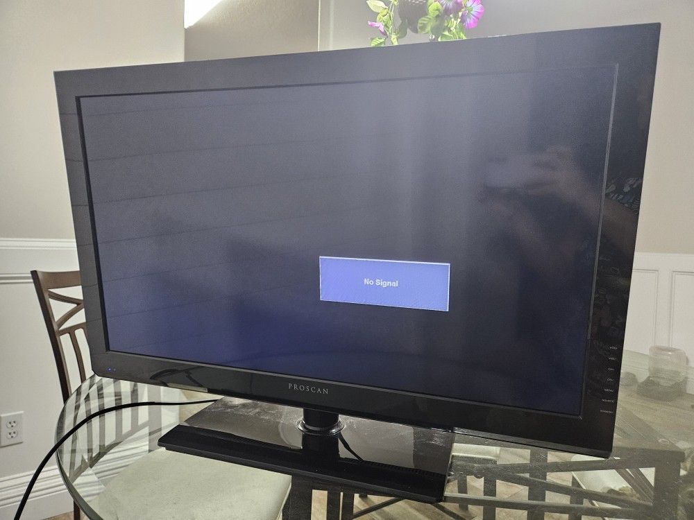 32" TV