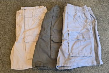 Men's Cargo Shorts, size 32
