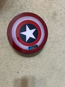 Mezco sdcc Captain America