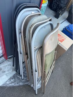 Folding chairs