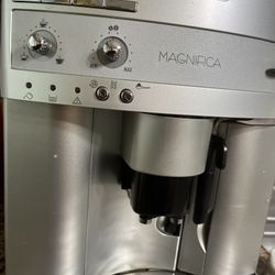 DeLonghi  $220