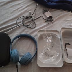 Wireless Apple Beats On Ear Pro Solo 4 