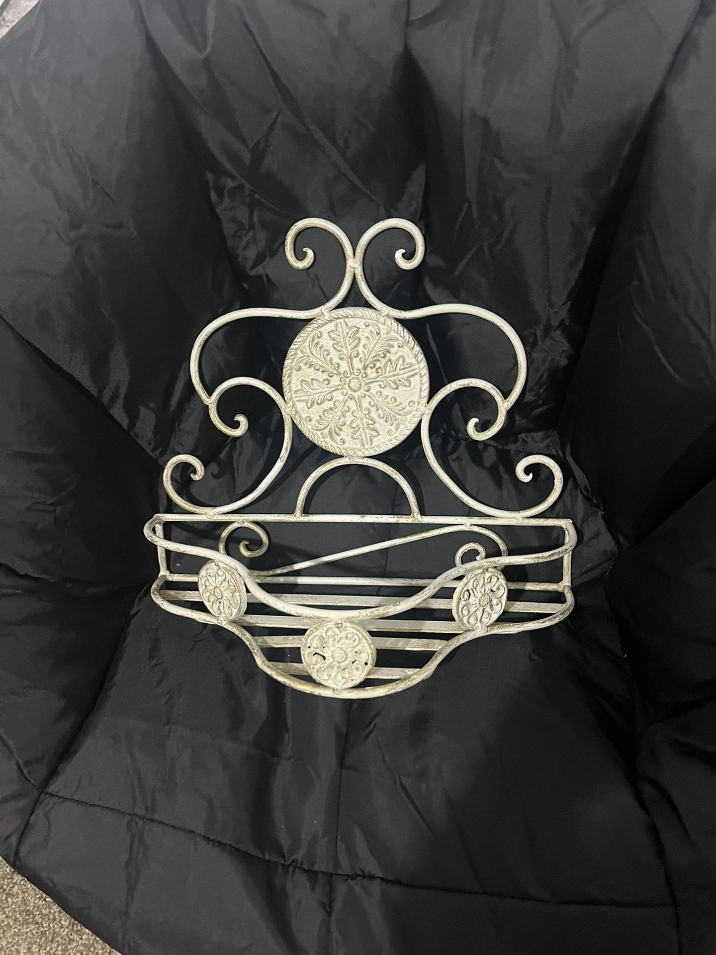 🌿🌿🌿🌿Beautiful Metal Walk Decor Piece!!!🌿🌿🌿