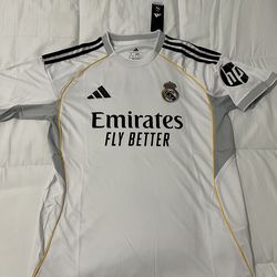 Real Madrid home 25/26 jersey L (REPLICA)