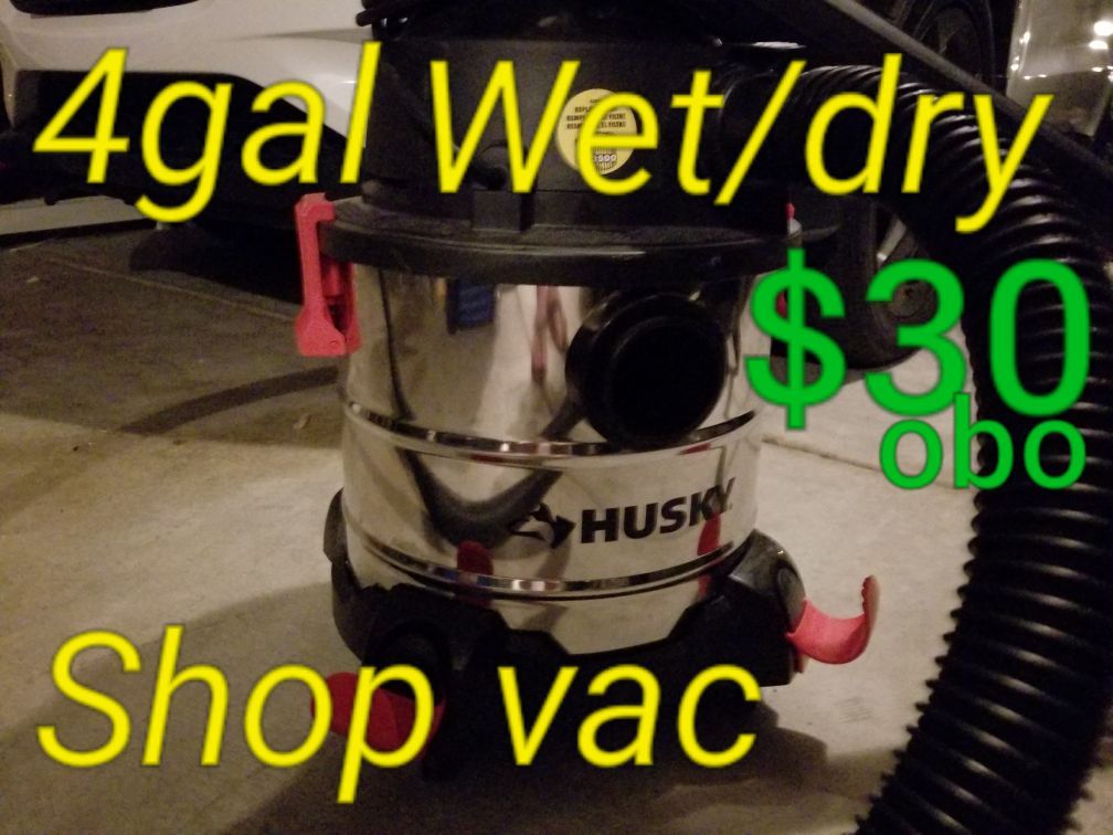 Husky wet/dry 4gal shop vac