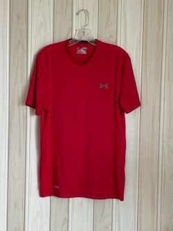 UNDER ARMOUR ; Red, Short Sleeve Athletic Tee Size Mu