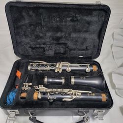 Yamaha Clarinet Used 2 Years In BAND.