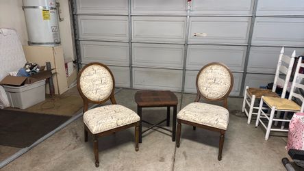 Chairs set