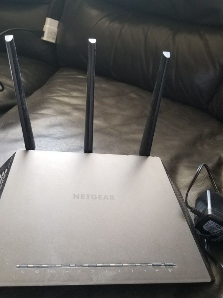 NETGEAR NIGHTHAWK R7000P High performance wifi router