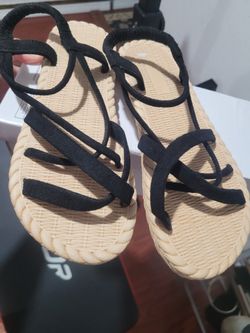 Sandal