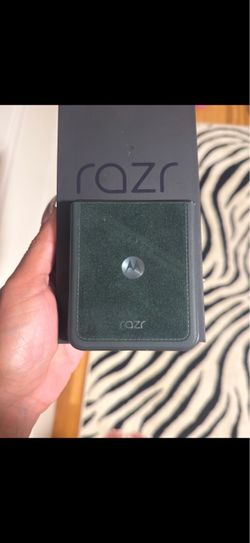 Razr 2025