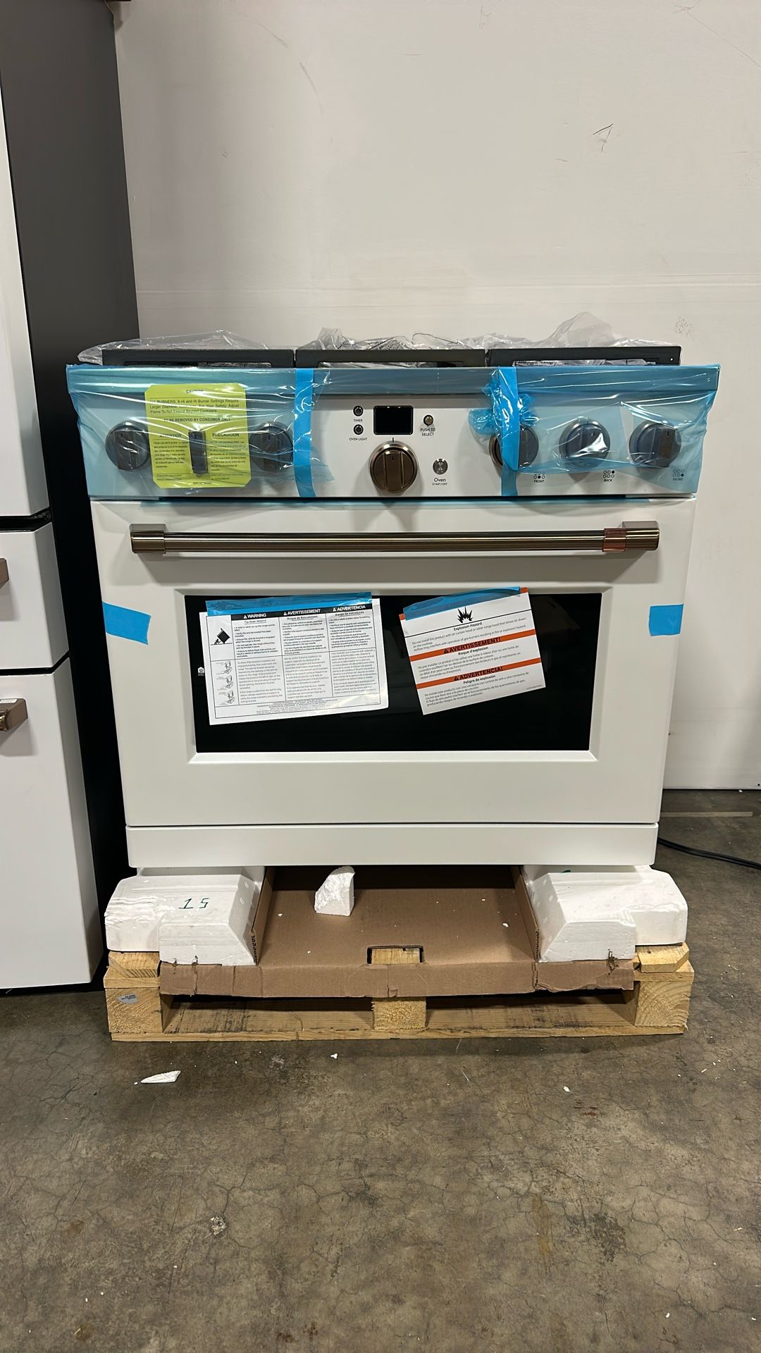 Cafe 36” 6 Burner Gas Range