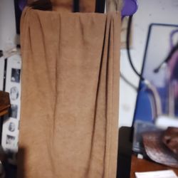 long tan skirt 